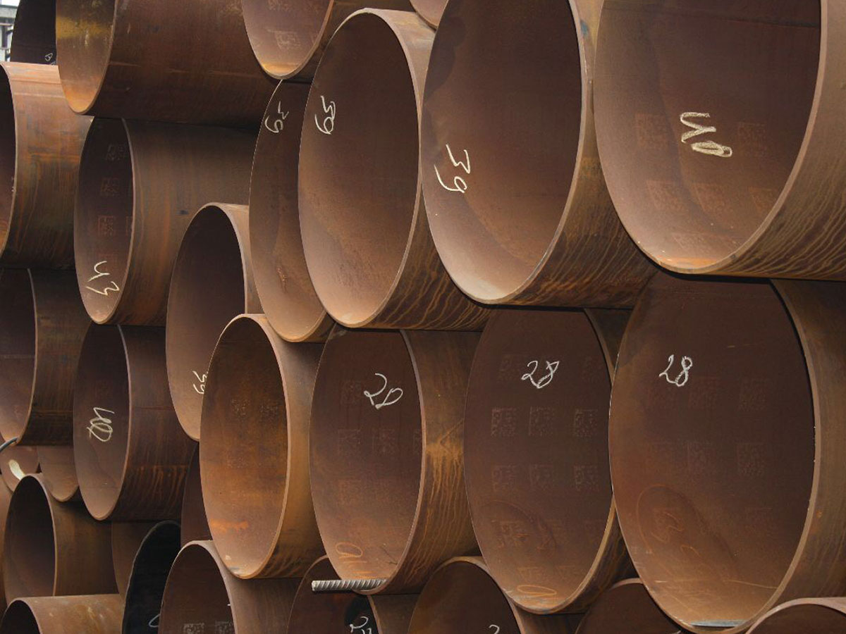 Large steel pipes for sell